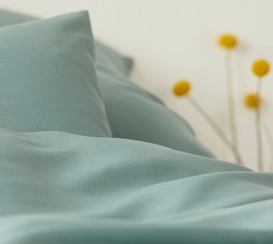 elegante-sada-postelnej-bielizne-breeze-salbei