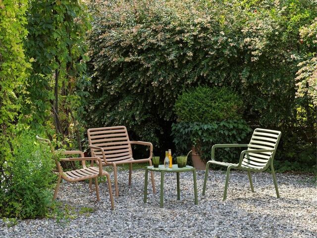 Doga Relax – dizajnové záhradné kreslo s lamelovým dizajnom a širokou ponukou farieb