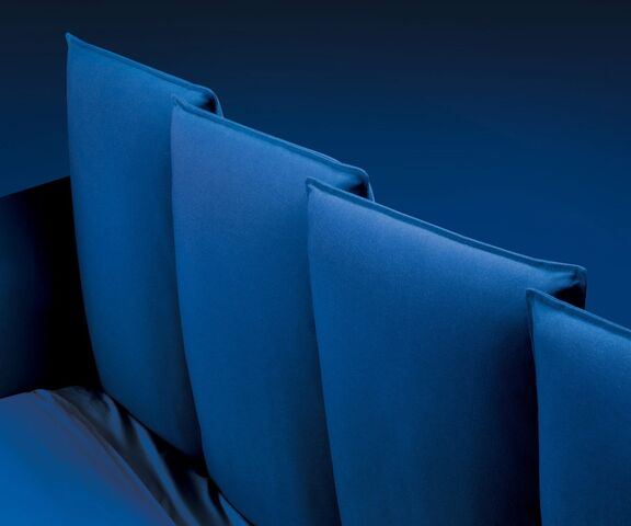 čalunená postel birdland s možnosťou premiestňovania vankúšov